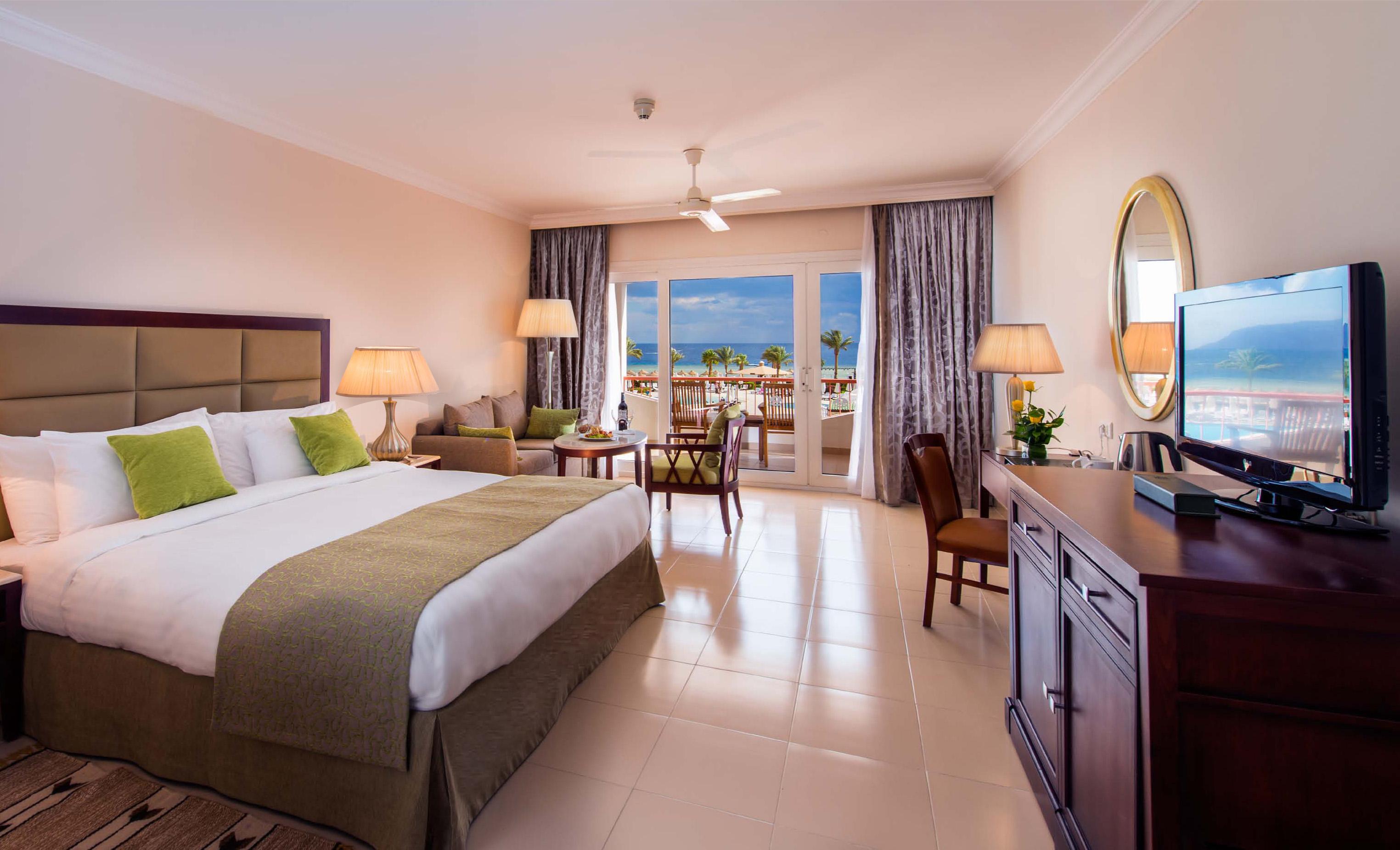 Baron Resort Sharm El Sheikh (Adults Only) Extérieur photo A Junior Suite at the Grand Hotel